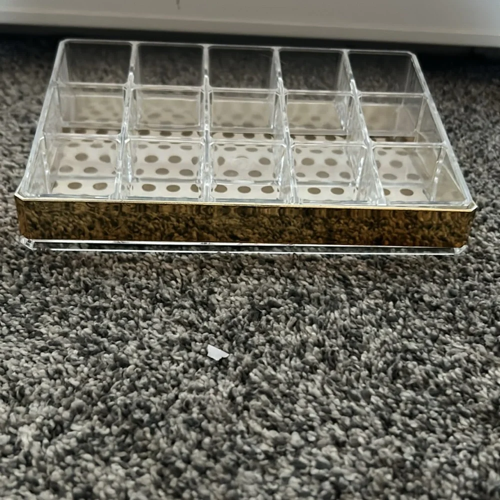 Clear plastic makeup organizer